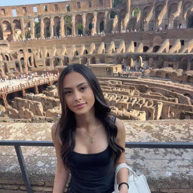 Babysitter in Varese: Melissa