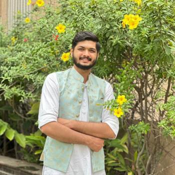 बेबीसिटर पुणे: Bhushan