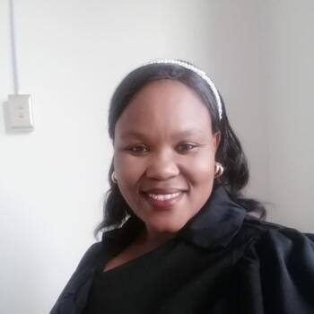 Babysitter in Bhisho: Nosibusiso Anolla