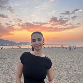 Babysitter in Alagón: Ruth