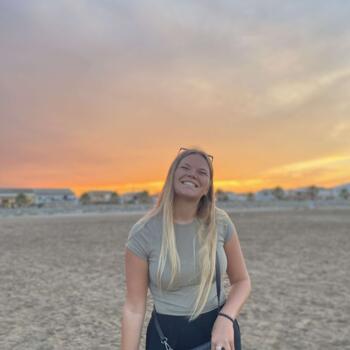 Babysitter in Congénies: Candice