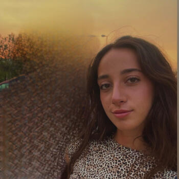 Babysitter in Montpellier: Flora