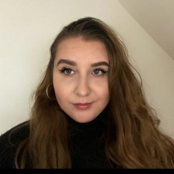 Babysitter in Galashiels: Aina