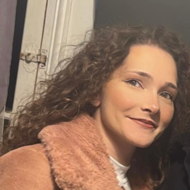 Babysitter in Asnières-sur-Seine: Sara