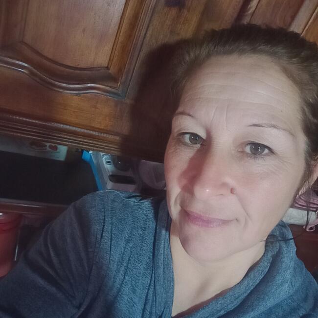 Babysitter in San Juan Bautista: Flavia