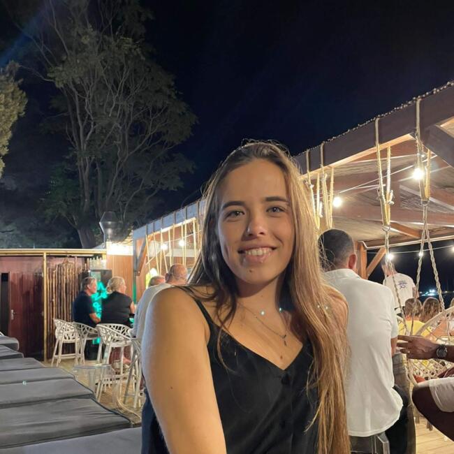 Babysitter in Sant Feliu de Guíxols: Marina