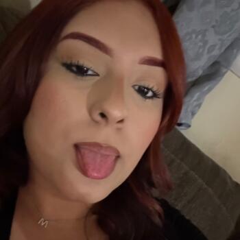 Babysitter στην περιοχή New Britain: Mia