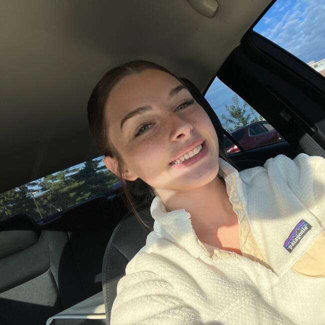 Babysitter in Fremont (Nebraska): Savanna