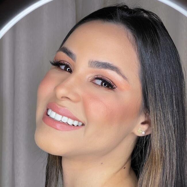 Emprego de babá em Goiânia: Flavia