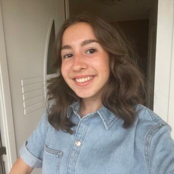 Babysitter in Uzein: Pauline