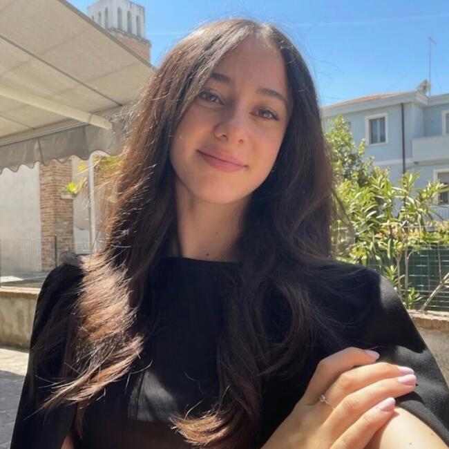 Babysitter in Turin: Alessandra
