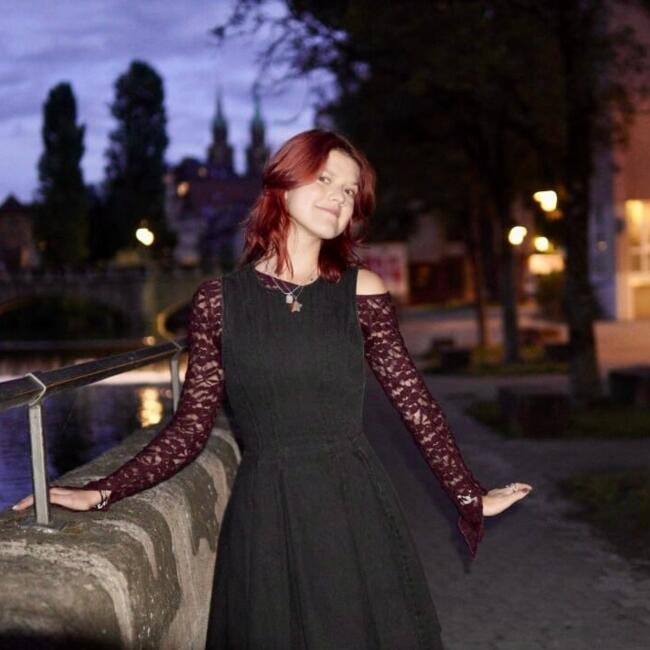 Babysitter in Obertraubling: Alina