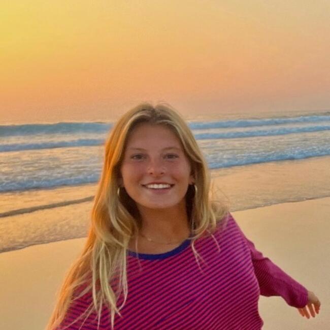 Babysitter em Lisboa: Laura