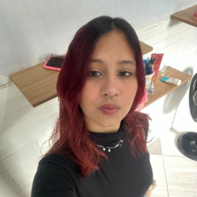 Babysitter in Guarujá: Leticia