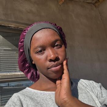 Babysitter in Cape Town: Oyena