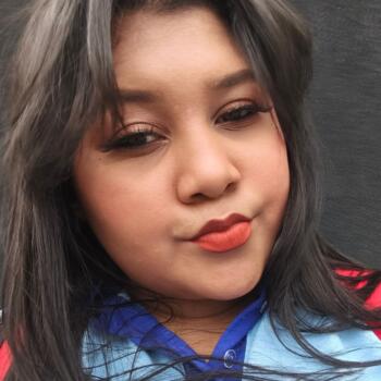 Babysitter Ribeirão Preto: Kamila