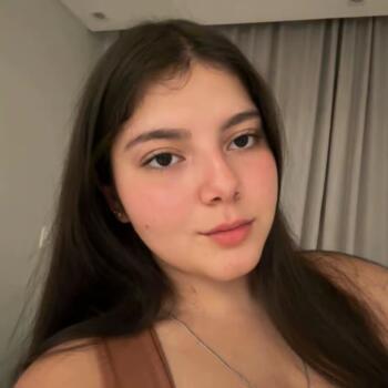 Babysitter in Canelinha: Paola