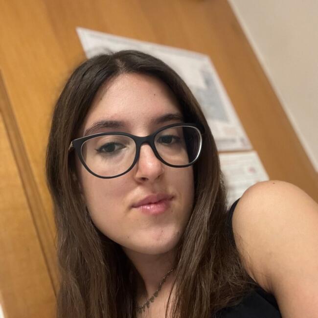 Babysitter in Siena: Ester