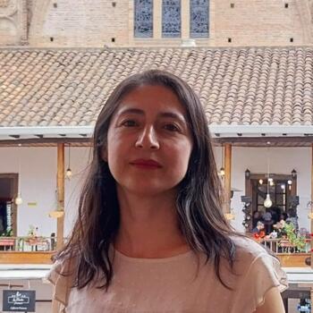 Babysitter Cuenca: Paulina