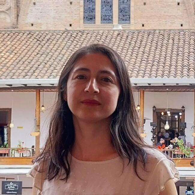 Babysitter in Cuenca: Paulina