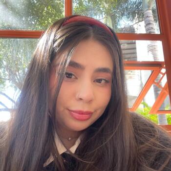 Nanny Auckland: Adriana