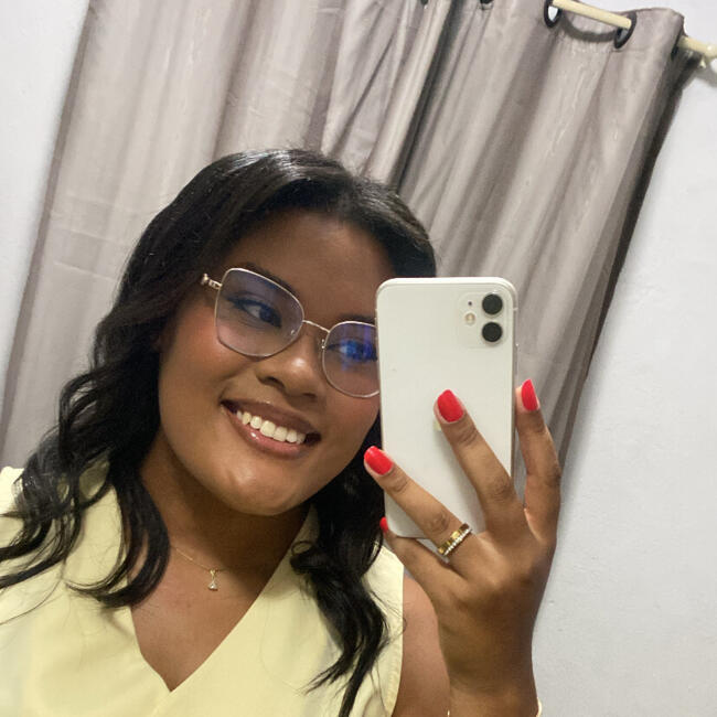 Babysitter in Riachão do Bacamarte: Raissa