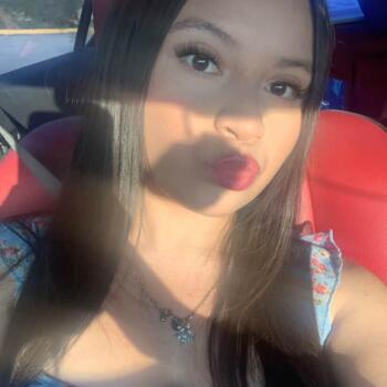 Babysitter Conroe: Anna