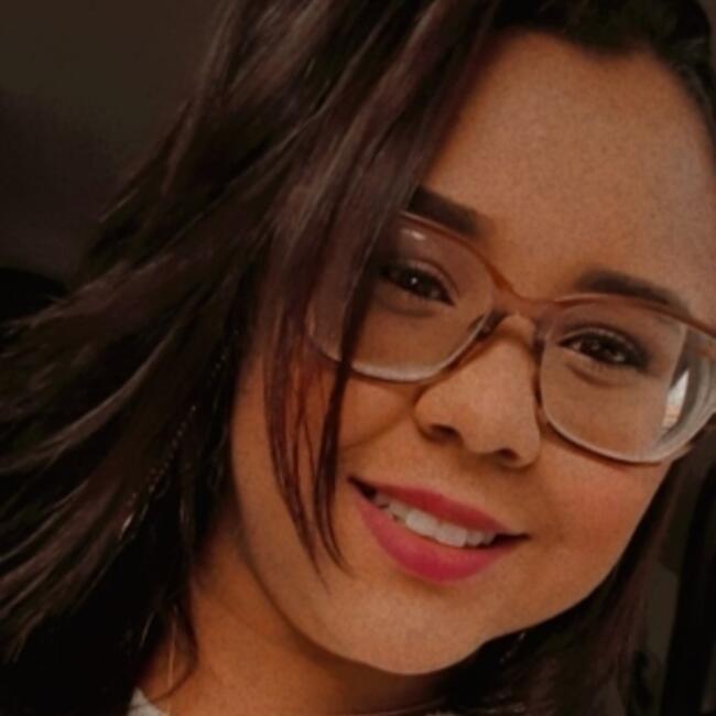 Babysitter in Taboão da Serra: Larissa