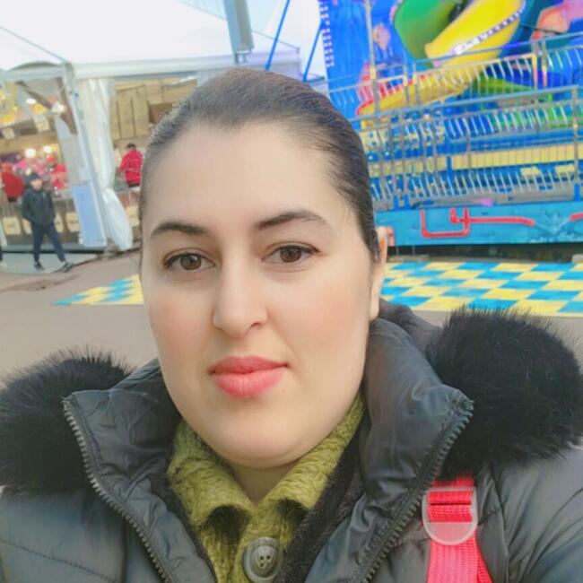 Babysitter in Charenton-le-Pont: Siham