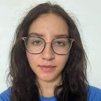 Babysitter in L'Hospitalet de Llobregat: Hafsa