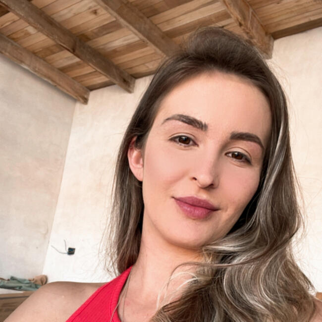 Babá em Balneário Camboriú: Joslaine