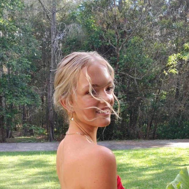 Babysitter in Pottsville: Sahara