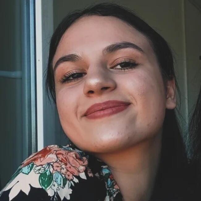 Babysitter in Iași: Cosmina