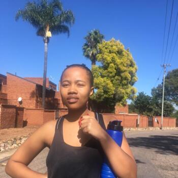 Babysitter Centurion: Tsepiso Joyce