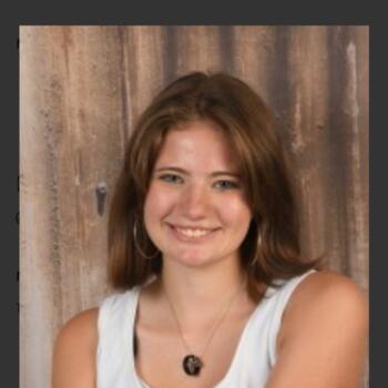 Babysitter Martillac: Laurine