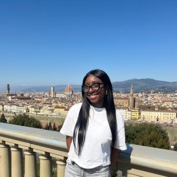 Babysitter in Pinerolo: Vicky