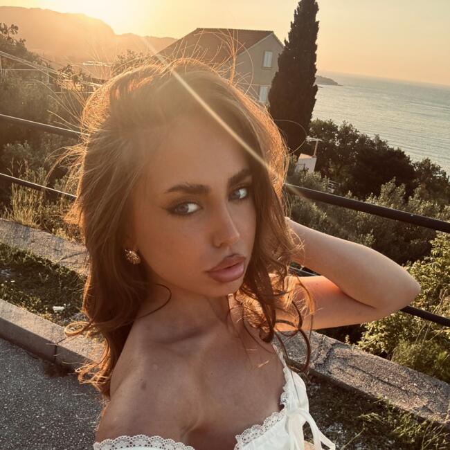 Babysitter in Belgrade: Nevena