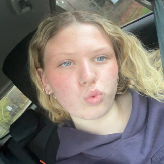 Babysitter in Livermore Falls: Madison