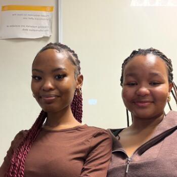 Babysitter Cape Town: Gali and Retha BabysittingClub