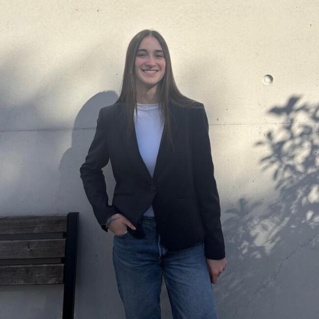 Babysitter in Lièpvre: Emelyne