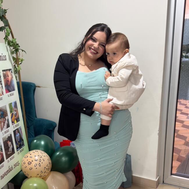 Babysitter in Strengelbach: Dragana