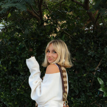 Babysitter in Long Beach: Elizabeth