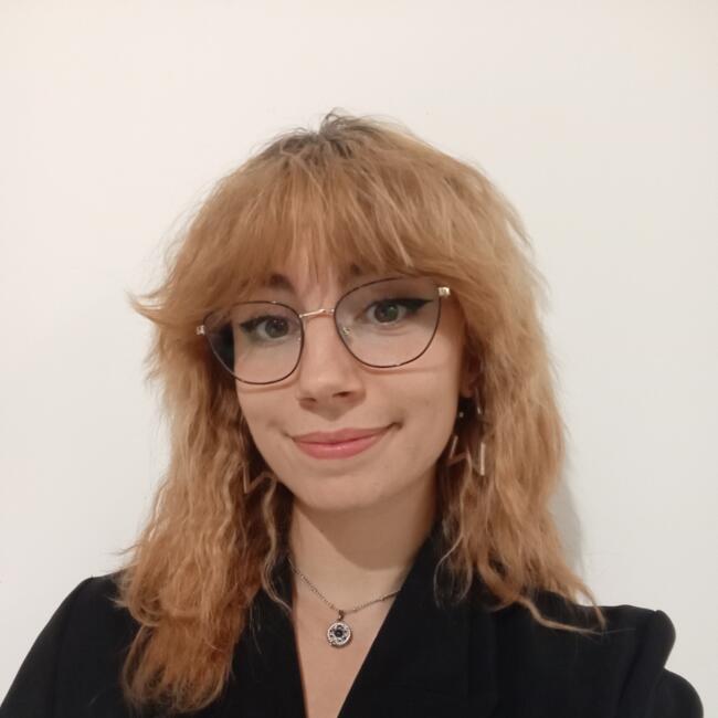 Babysitter in Buxerolles: Louna