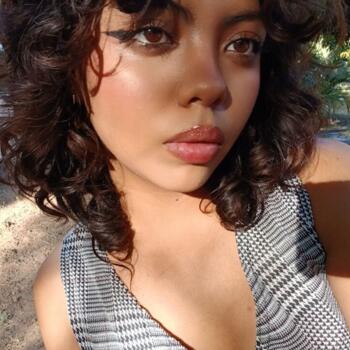 Babysitter Managua: Gloria