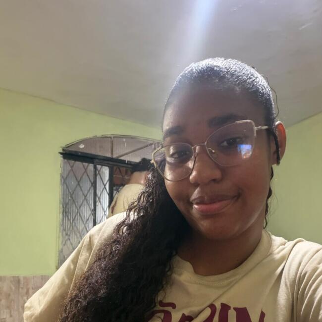 Babá em Nova Iguaçu: Maria