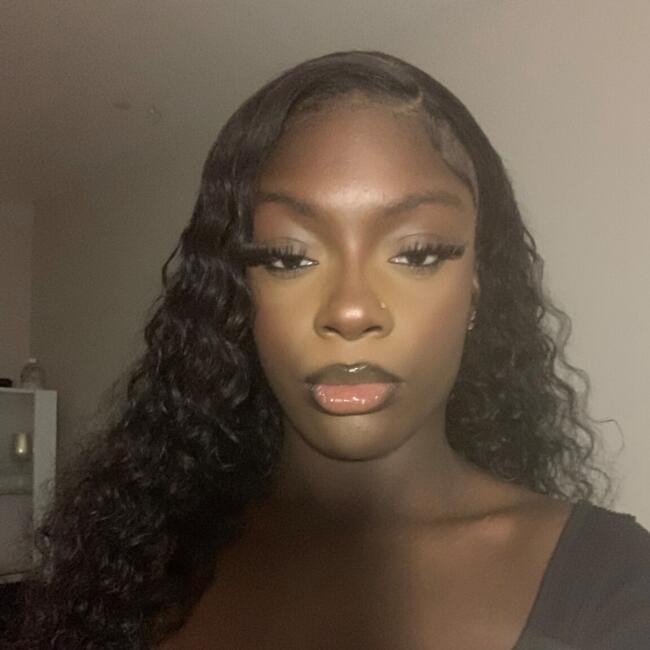 Babysitter in Vitry-sur-Seine: Cyndie