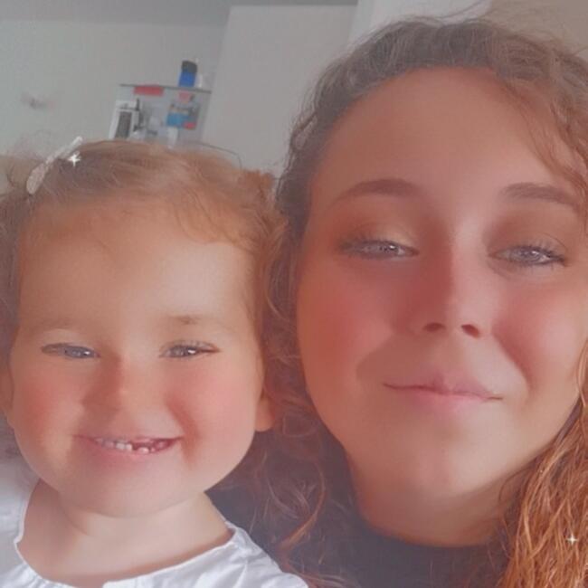 Opatrovateľka v Saint-Julien-les-Villas: Angélina