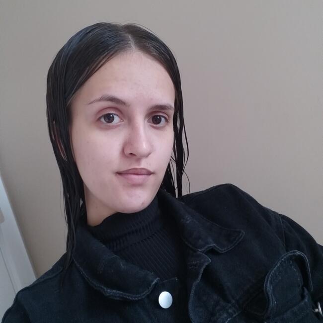 Babá em Embu das Artes: Mirella