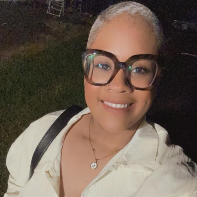 Trabajo para niñera en Río Grande: Leslie Ann