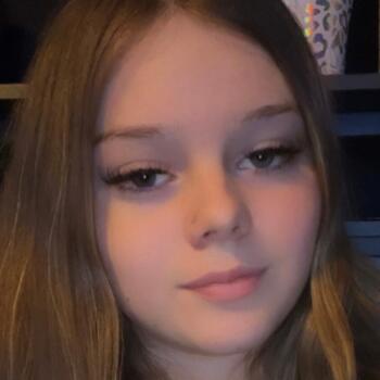 Babysitter in Cape Coral: Brooklyn